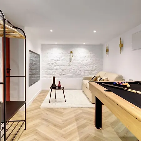 Appartamento Duplex Prestige Avec Billard Et Baignoire Parigi