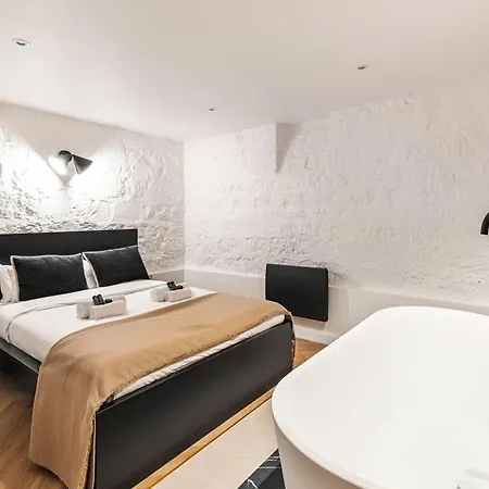 Appartamento Duplex Prestige Avec Billard Et Baignoire