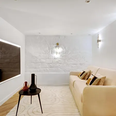 Duplex Prestige Avec Billard Et Baignoire Appartamento