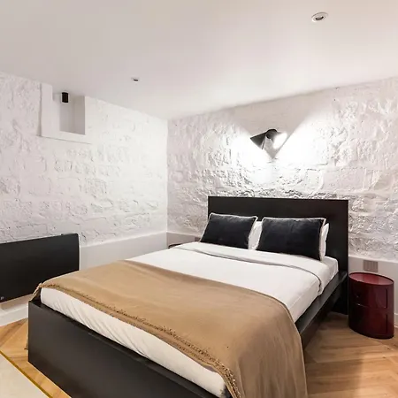 Appartamento Duplex Prestige Avec Billard Et Baignoire *